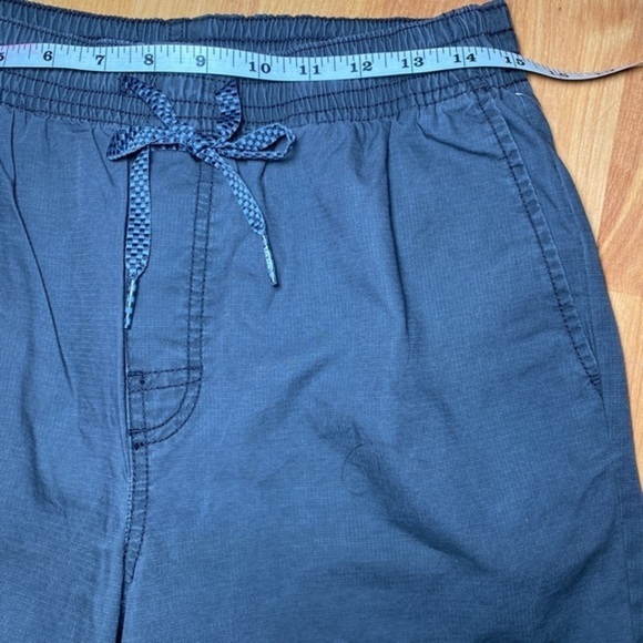 Vans elastic waist relaxed shorts size S - Picture 4 of 6
